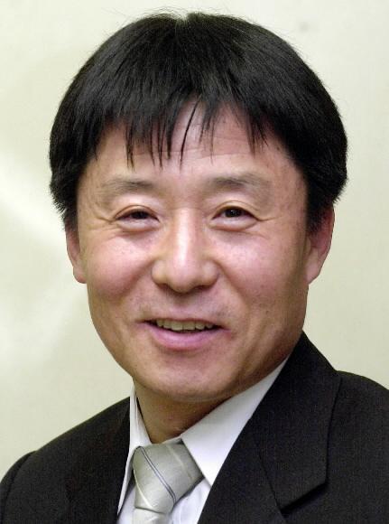 정인학 언론인