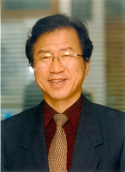 민병기 창원대 국문학 교수
