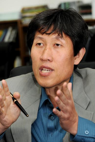김동춘 성공회대 교수