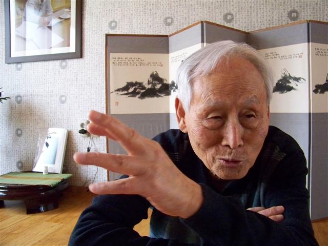 시조시인 정완영
