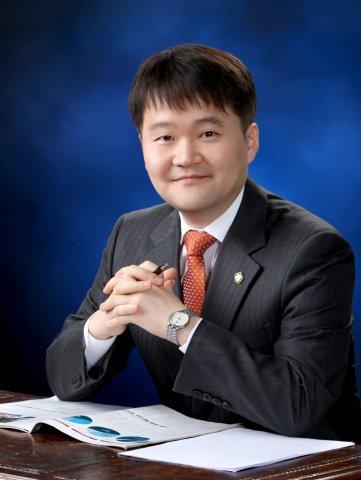청년변호사협 초대회장 나승철씨