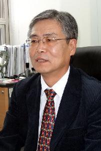 신용언 문화부 관광산업국장