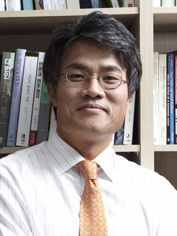 김춘식 한국외대 미디어커뮤니케이션학부 교수