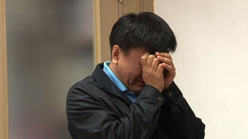 고부간 갈등으로 황폐화된 가정에서 괴로워하는 남편. EBS는 ‘고부가 달라졌어요’에서 다혈질 시어머니와 얼음장 며느리의 화해 과정을 다룬다. EBS 제공