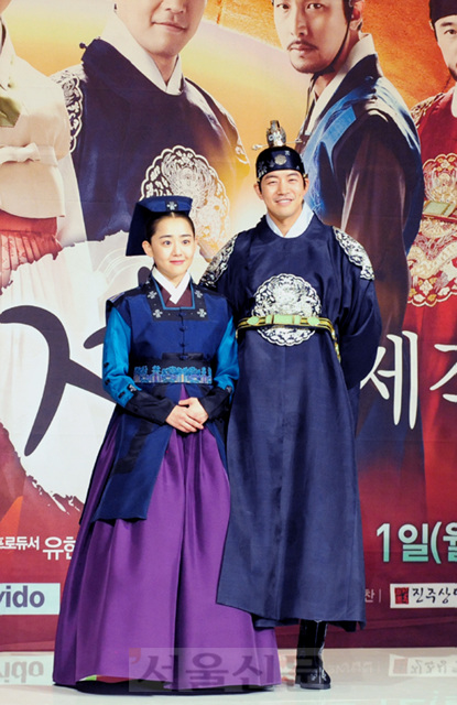 27일 서울 영등포 타임스퀘어 5층 아모리스홀에서 MBC 새 월화미니시리즈 ‘불의여신 정이’(극본 권순규ㆍ연출 박성수)의 제작 발표회가 열렸다. 장고봉PD goboy@seoul.co.kr