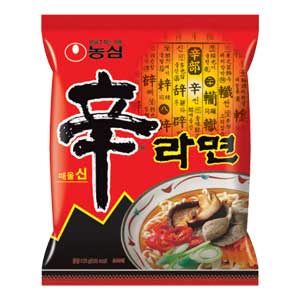 신라면은 27년간 부동의 1위를 지키고 있다. 하얀국물 라면의 반격 등 여러 도전을 받았지만 특유의 얼큰하고 매운 맛은 여전히 국민들의 사랑을 받고 있다. 농심 제공