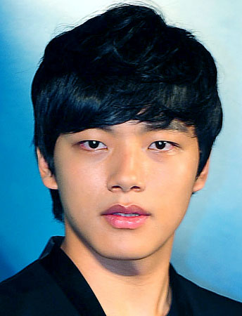영화 화이 여진구