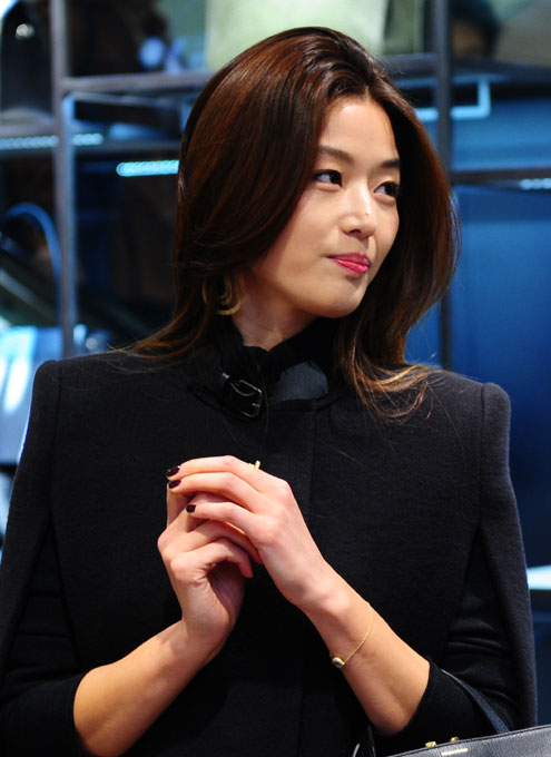 전지현