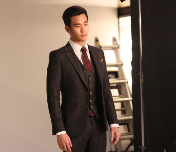 김수현