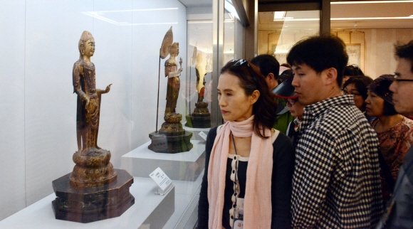 일본속의 한국문화 유적 답사 세계문화유산인 호류지(法隆寺),백제관음실의 구세관음 이종원 선임기자 jongwon@seoul.co.kr