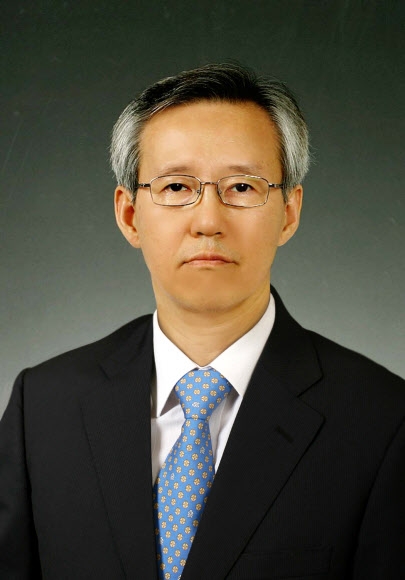 한국은행 부총재보에 임명된 이흥모 씨