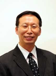 이기철 국제부장