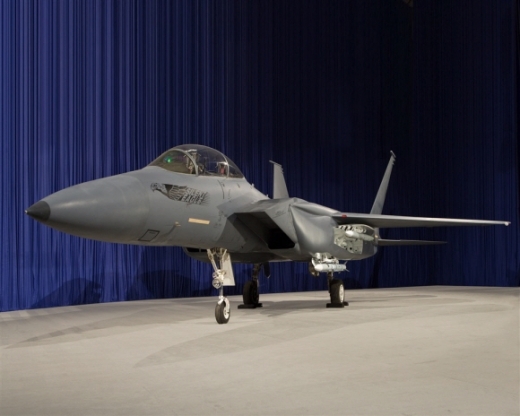 보잉의 F-15SE는 미약한 스텔스 기능 때문에 차기 전투기 사업에서 탈락했습니다. 그렇다면 우리 군이 채택한 F-35A는 완벽한 전투기일까요? 그렇지 않습니다. 보잉 제공