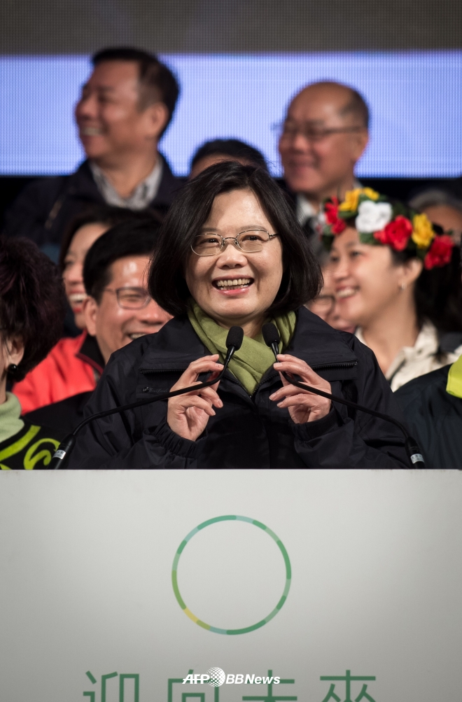 최초의 여성 대만 총통 당선자 차이잉원