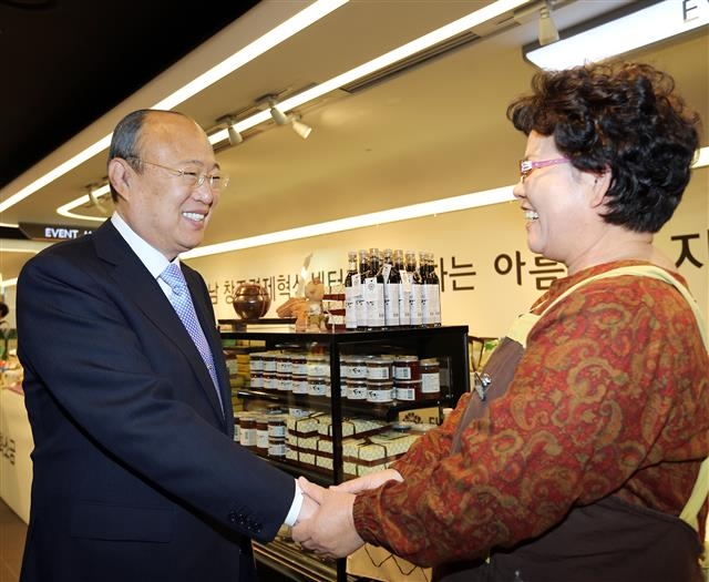 김승연 회장 천안 갤러리아 방문
