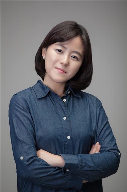 소설가 김유담