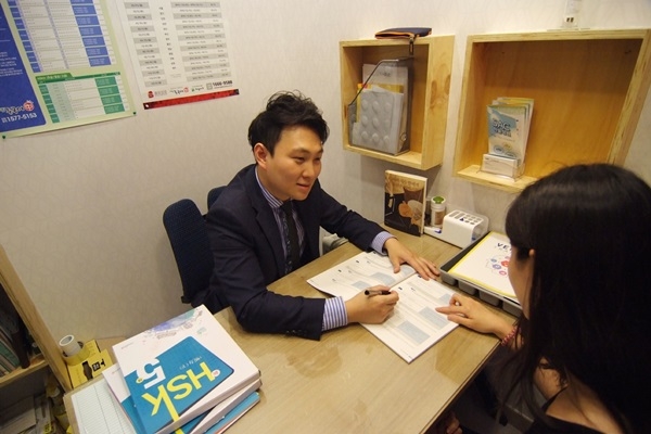 중국어 공부 열풍…똑똑한 중국어 학원 고르는 법은?