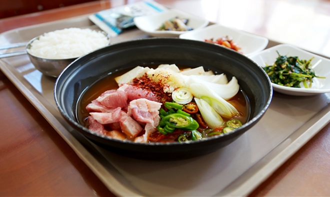 돼지김치찌개