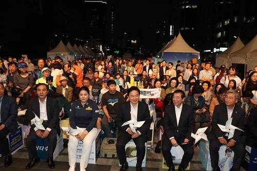 제주특별자치도와 제주관광공사가 주최한 제주특별展 ‘이것이 제주多’가 시민 1만여 명의 참여 속에서 지난 23일 성공적으로 막을 내렸다.