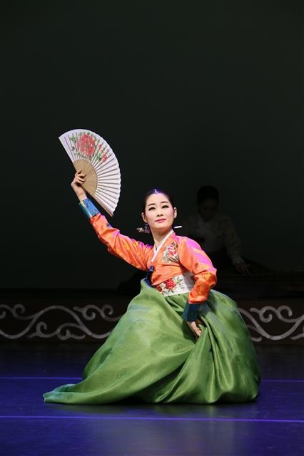 안민진 국립부산국악원 무용단 단원