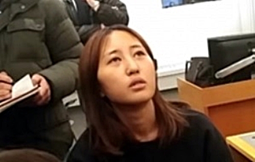 체포된 정유라의 모습