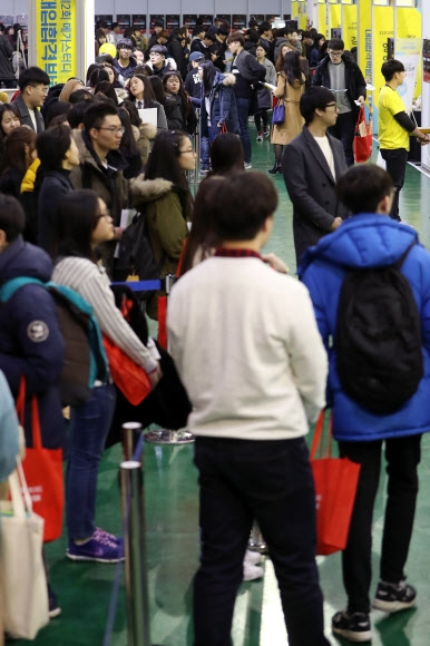 대입 박람회 바글바글 