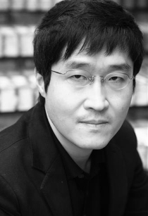 서동욱 서강대 철학과 교수