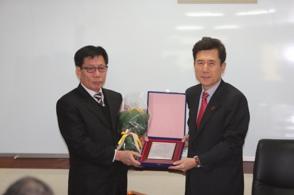 1000만원 찾아준 택시기사 박진수 씨