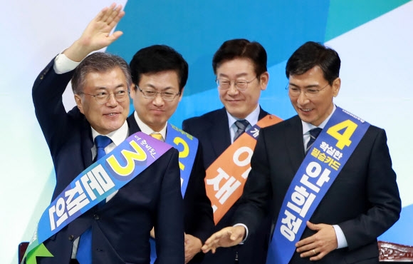 정치적 고향서도 싹쓸이