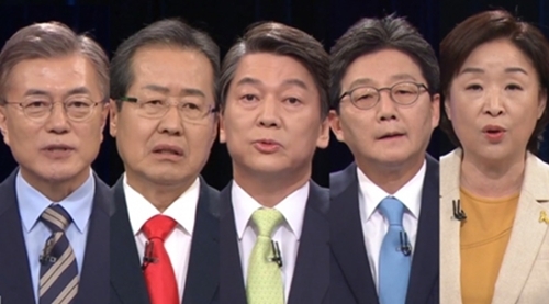 주요 정당 대선후보 5명(왼쪽부터 문재인, 홍준표, 안철수, 유승민, 심상정)이 지난 23일 서울 여의도 KBS본관에서 열린 중앙선관위 주최 대선후보 토론회에 참여했다. 김형우 기자 hwkim@seoul.co.kr