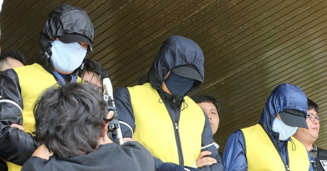 학부모 탈을 쓴 여교사 성폭행범