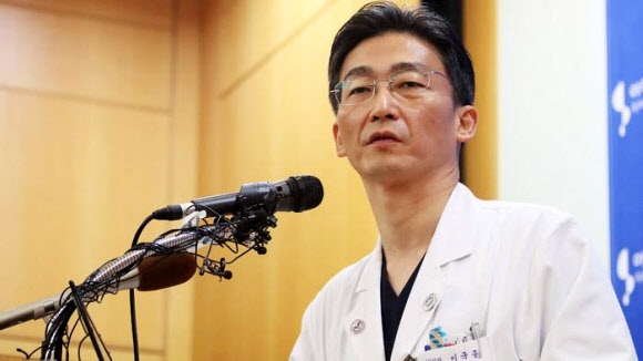 이국종 아주대 의대 교수. 연합뉴스