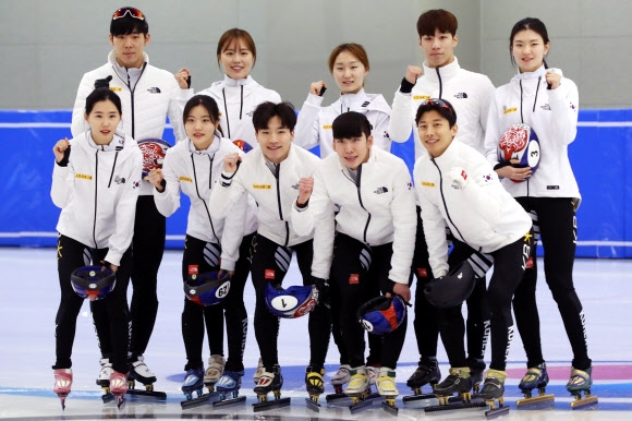 ’대한민국 쇼트트랙 화이팅’
