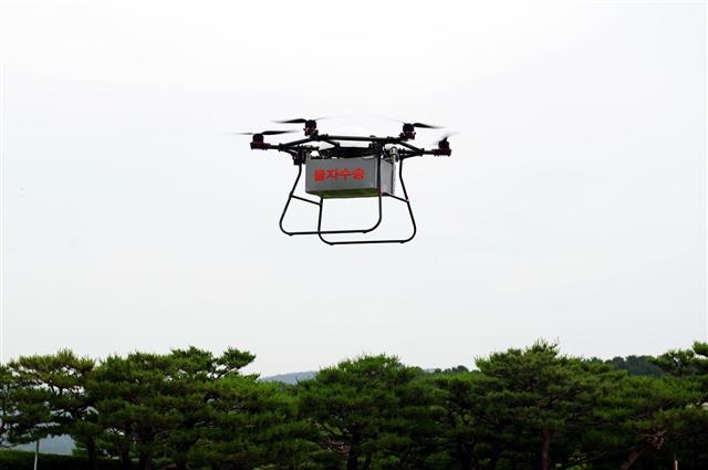 군수품 수송하는 드론 연합뉴스