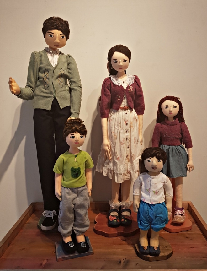 리우네 가족들.