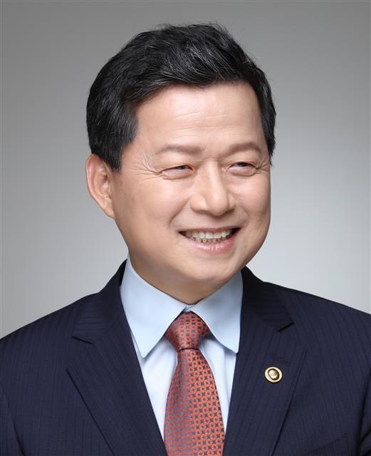 심보균 행정안전부 차관