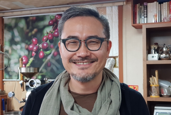 중국에서 ‘조각 한류’ 돌풍을 몰고온 이승구 작가가 서울신문과의 인터뷰에서 “제 캐릭터 띵구를 중국을 대표하는 캐릭터로 키울 계획”이라고 말했다. 