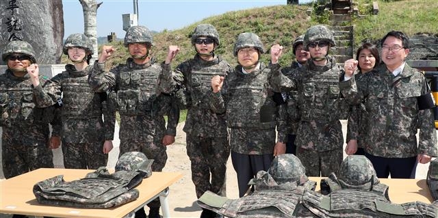 전방부대 찾은 황교안 대표