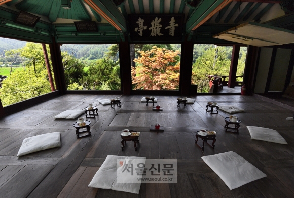 사대부가 풍류를 즐겼던 청암정 내부 모습. 봉화 오장환 기자 5zzang@seoul.co.kr