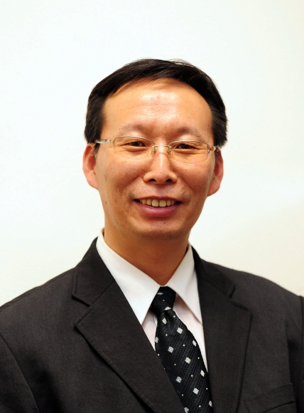 이기철 국제부 선임기자