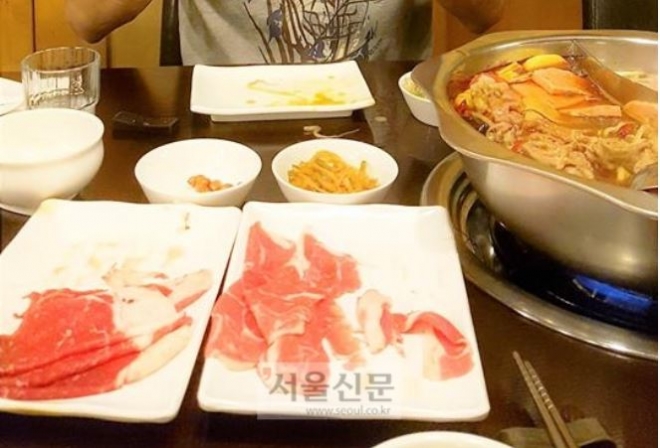 중국 샤브샤브식 요리인 훠궈. 서울신문 포토라이브러리