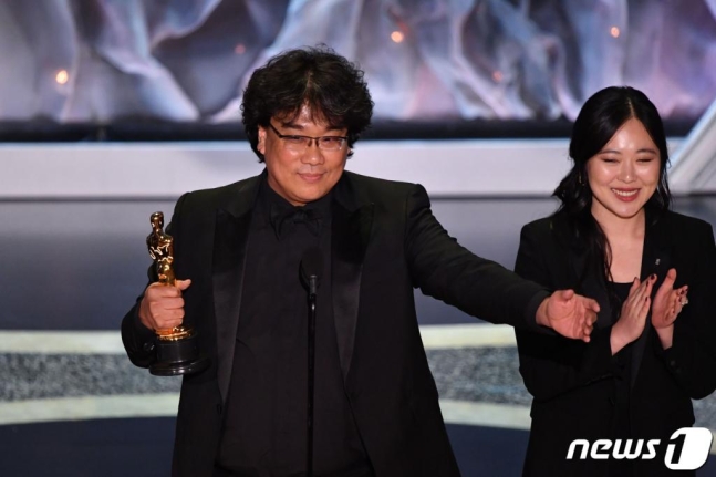 봉준호 감독, 샤론 최