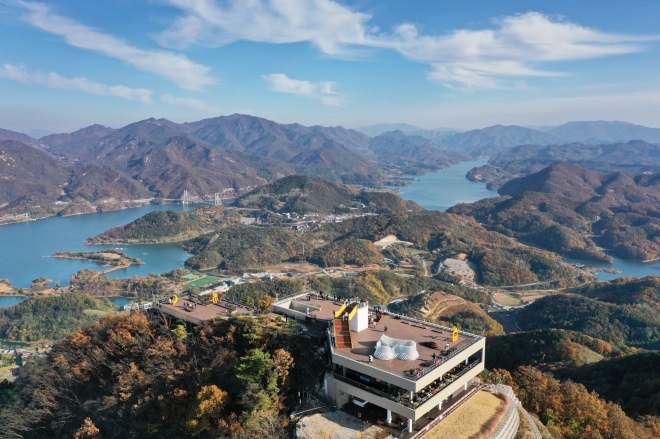 제천 청풍호반 케이블카. 서울신문 포토라이브러리.