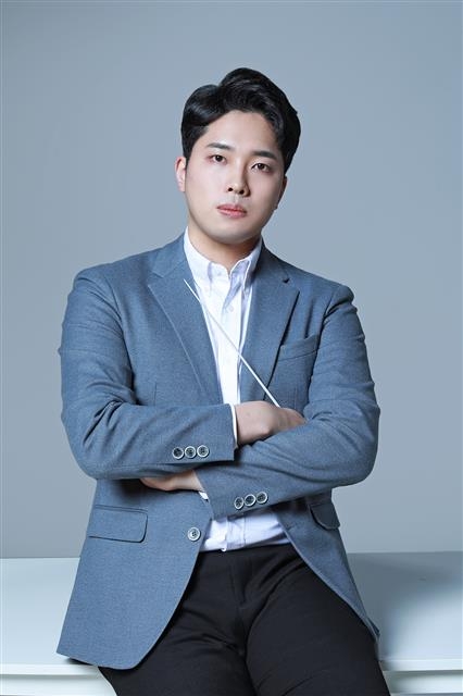 데이비드 이 서울시립교향악단 부지휘자.