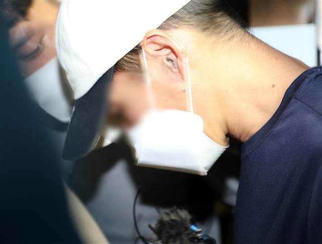 제주 중학생 살해범 “죄송합니다”