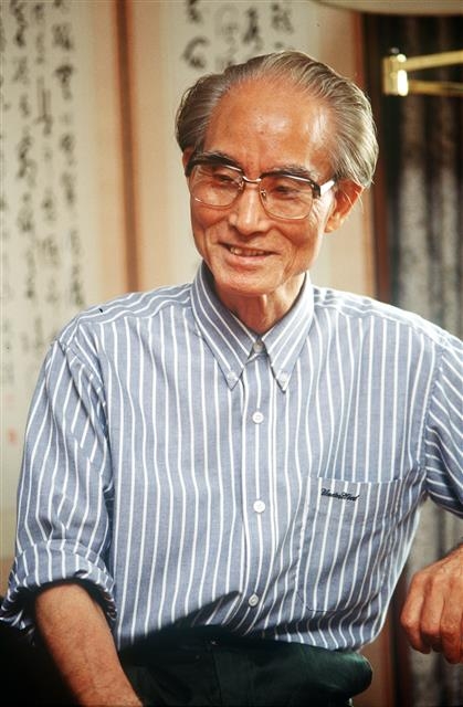 후학을 양성하는 데도 열정적이었던 박두진 시인은 연세대 교수를 역임했고 70대 후반까지도 추계예술대에서 학생을 가르쳤다. 서울신문 DB