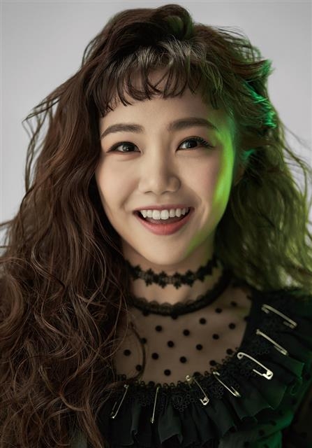 화려한 퍼포먼스로 강렬한 무대를 선사한 뮤지컬 ‘비틀쥬스’를 이끈 신예 홍나현(사진)과 장민제는 “잘 해낼 것”이란 믿음으로 어려운 연습 과정과 엄청난 에너지가 필요한 무대를 모두 이겨 냈다. CJ ENM 제공