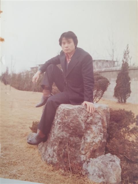 서른 즈음엔 질풍노도의 문청 모습이 선연하다.