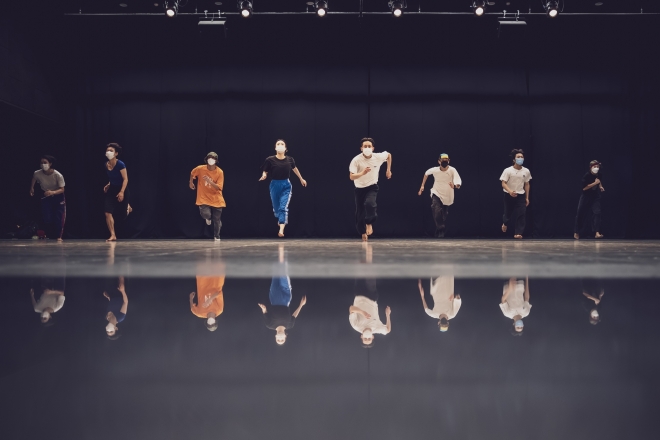이경은 안무가의 ‘브레이킹’ 연습 모습. 국립현대무용단 제공