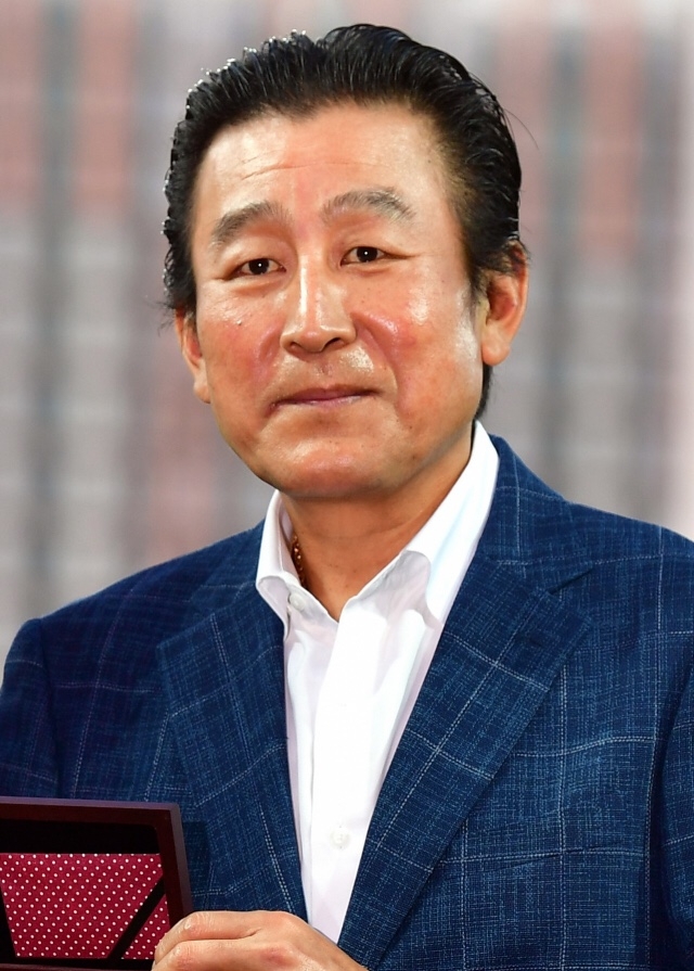 김기태 전 감독